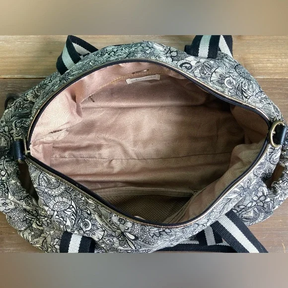 Sakroots Artist Circle Travel Duffle Bag - Picture 6 of 10